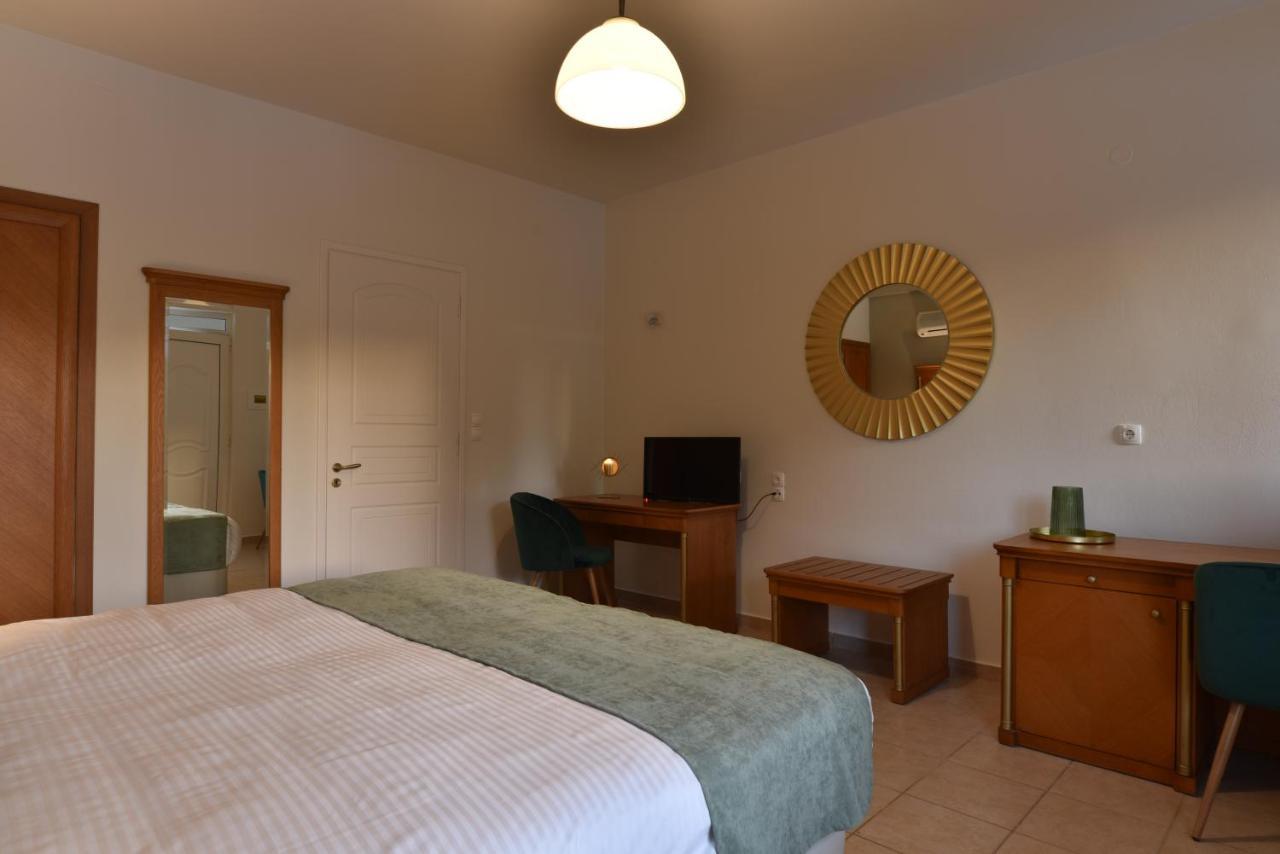 Aparthotel Okeanis II à Kato Daratso Extérieur photo